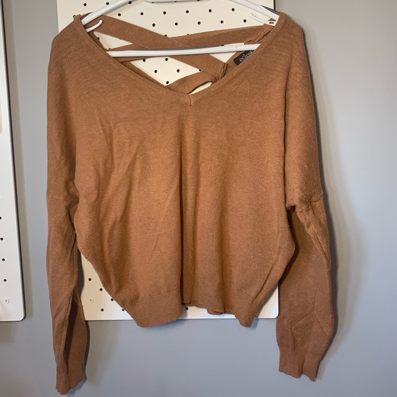 crisscross back brown long sleeve - Picture 1 of 8